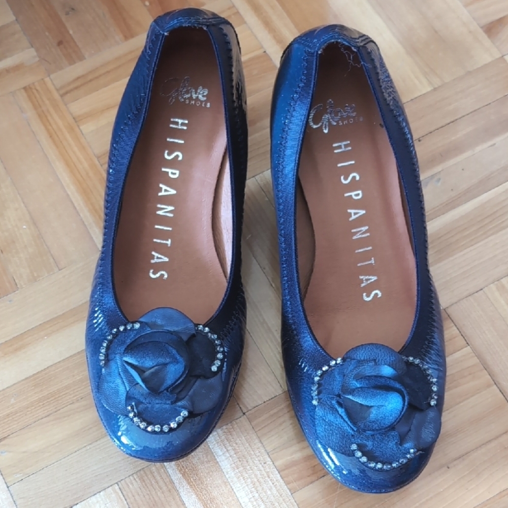 Hispanitas Glove Shoes Pumps with Floral Accent Size 35
